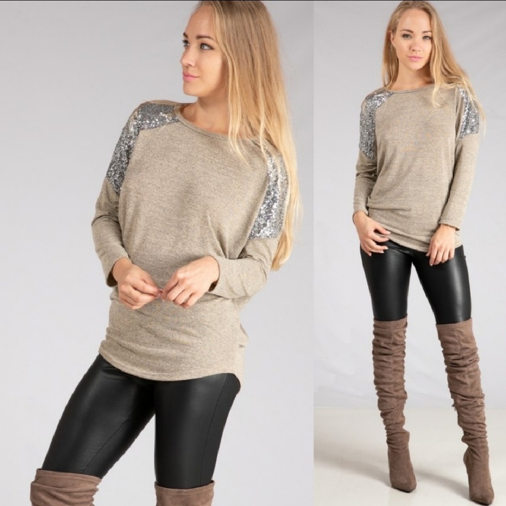 Pretty sequin shoulder knit top - Picture 1 of 3